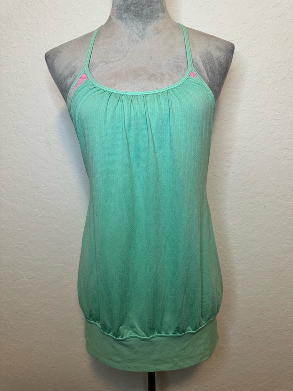 Lululemon No Limits Tank Mint Green Pink Built In Bra Racerback Size 6